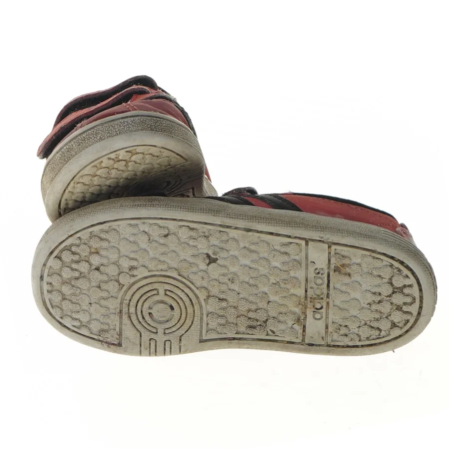 Adidas røde sneakers med mariehøne, str. 21 fra Adidas (str. 21 )