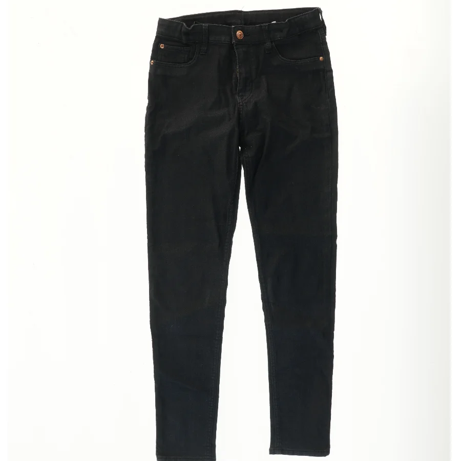 Sorte jeans fra H&M (str. 146)