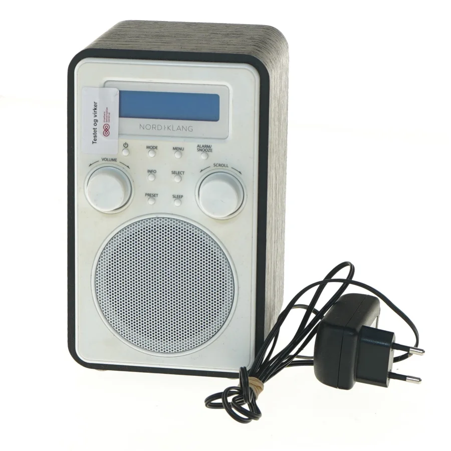 Digital radio med oplader fra Nordklang (str. 19x11x12 cm)
