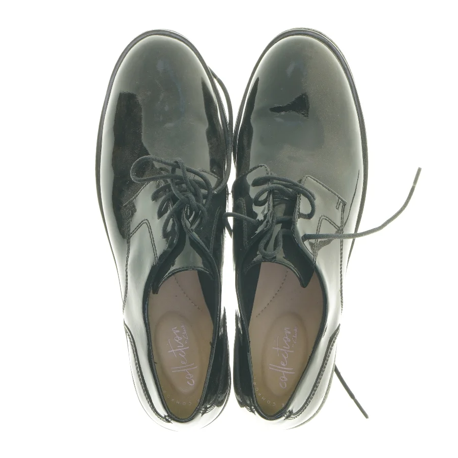 Sort klassisk sko fra Clanks (str. 42 )