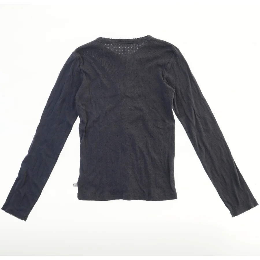 Sort cardigan med knapper fra Royal Rebels (str. 134)