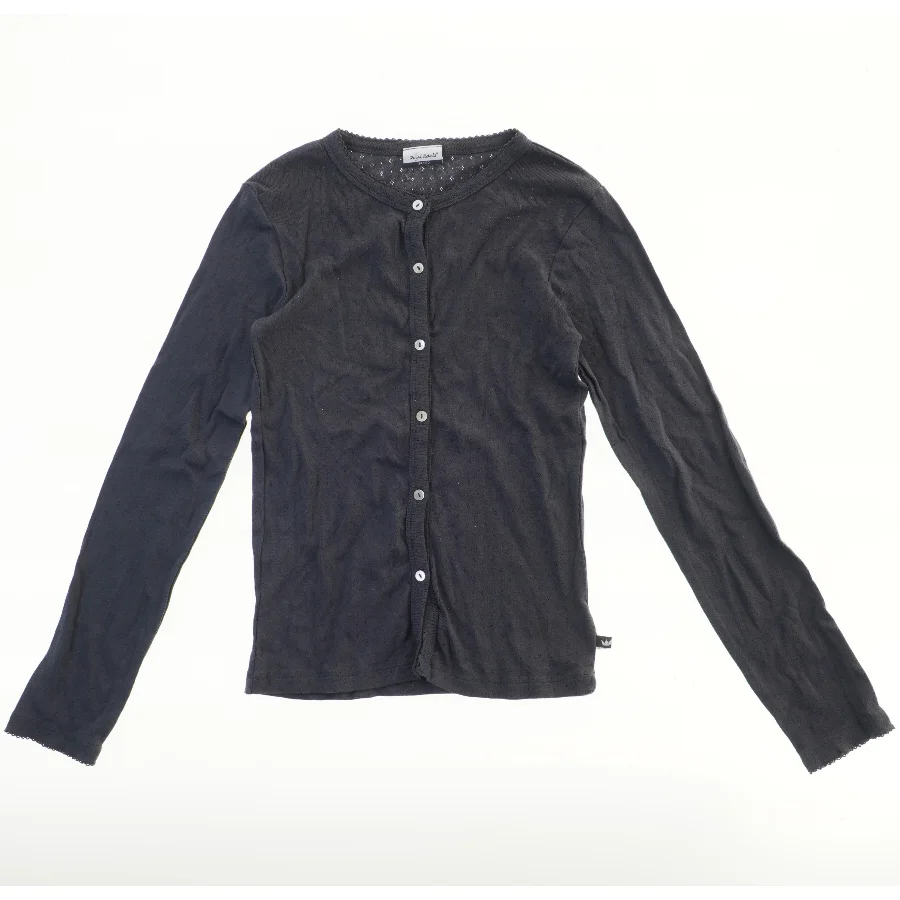 Sort cardigan med knapper fra Royal Rebels (str. 134)