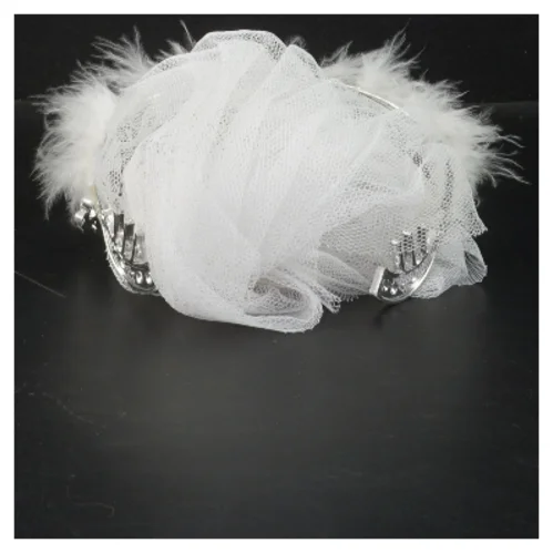 Tiara med tyl og fjer (str. Ø 12 cm)