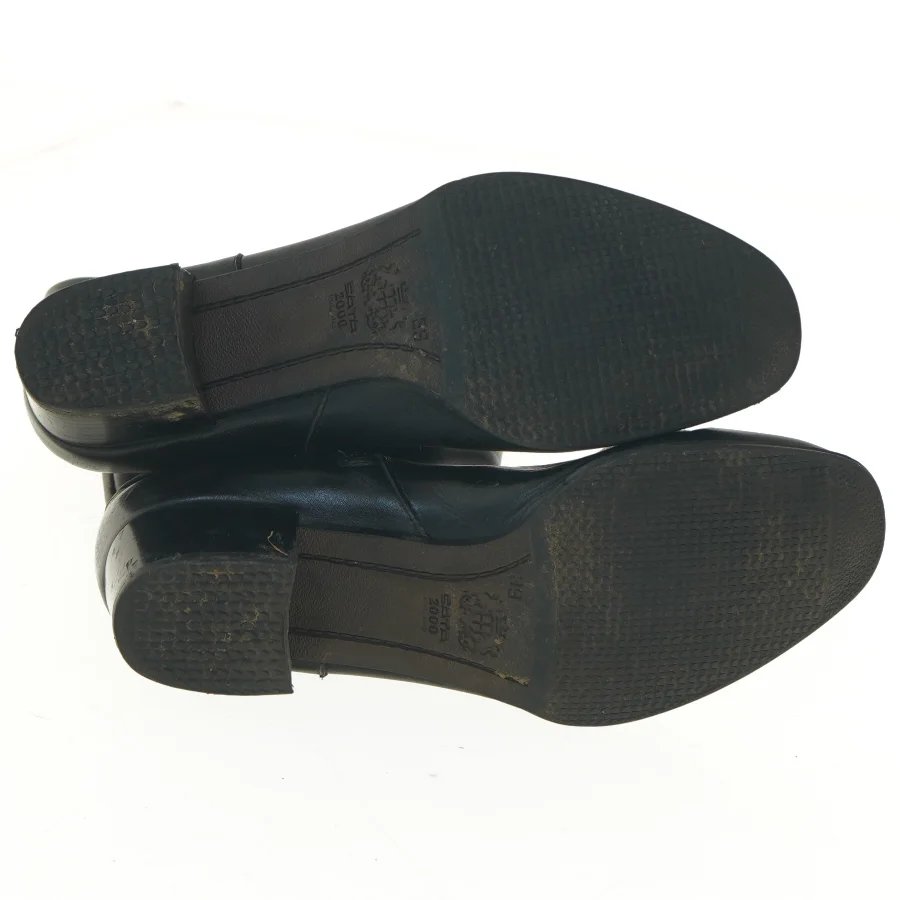 Sort støvle, størrelse 39 fra Sata (str. 39 )