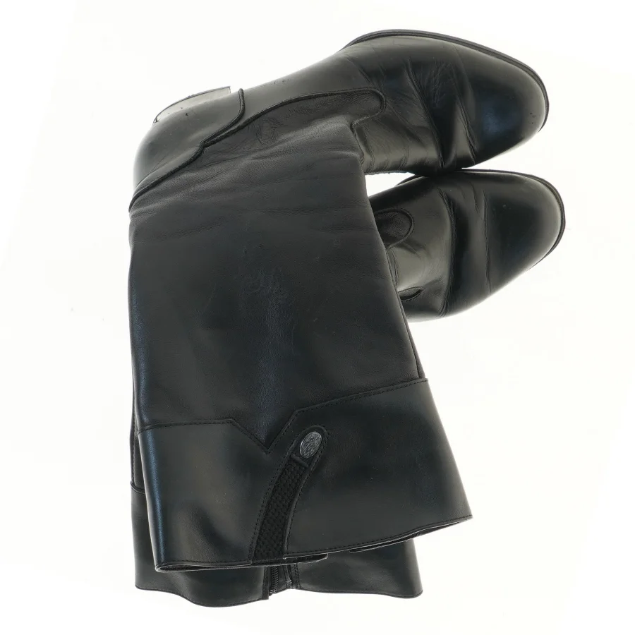 Sort støvle, størrelse 39 fra Sata (str. 39 )