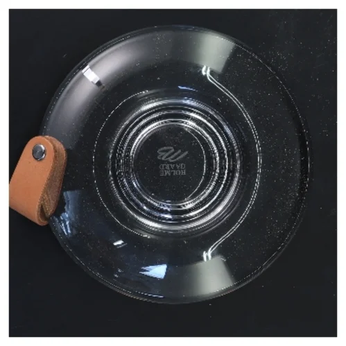 Glasfyrfadsstage med læderdetalje fra Holmegaard (str. Ø 17 cm)