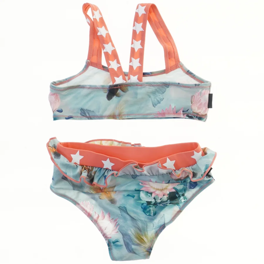 Bikini med blomster og stjerner fra Molo (str. 122)