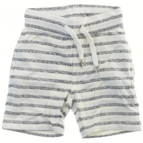 Stribede shorts med snøre fra Molo (str. 110)