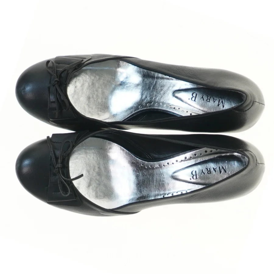 Sorte damepumps med sløjfe fra MARY B (str. 41 )