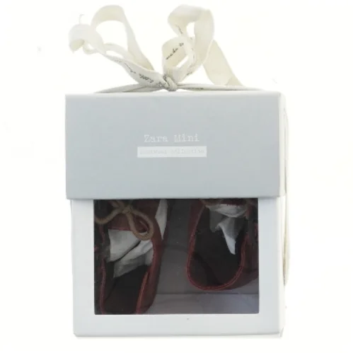 Babysko i læder, str. 12 cm fra Zara (str. fod 12 cm)