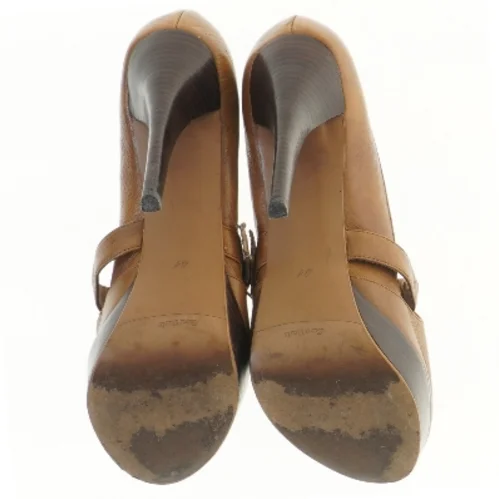 Brune højhælede sko fra Zara (str. 41 )