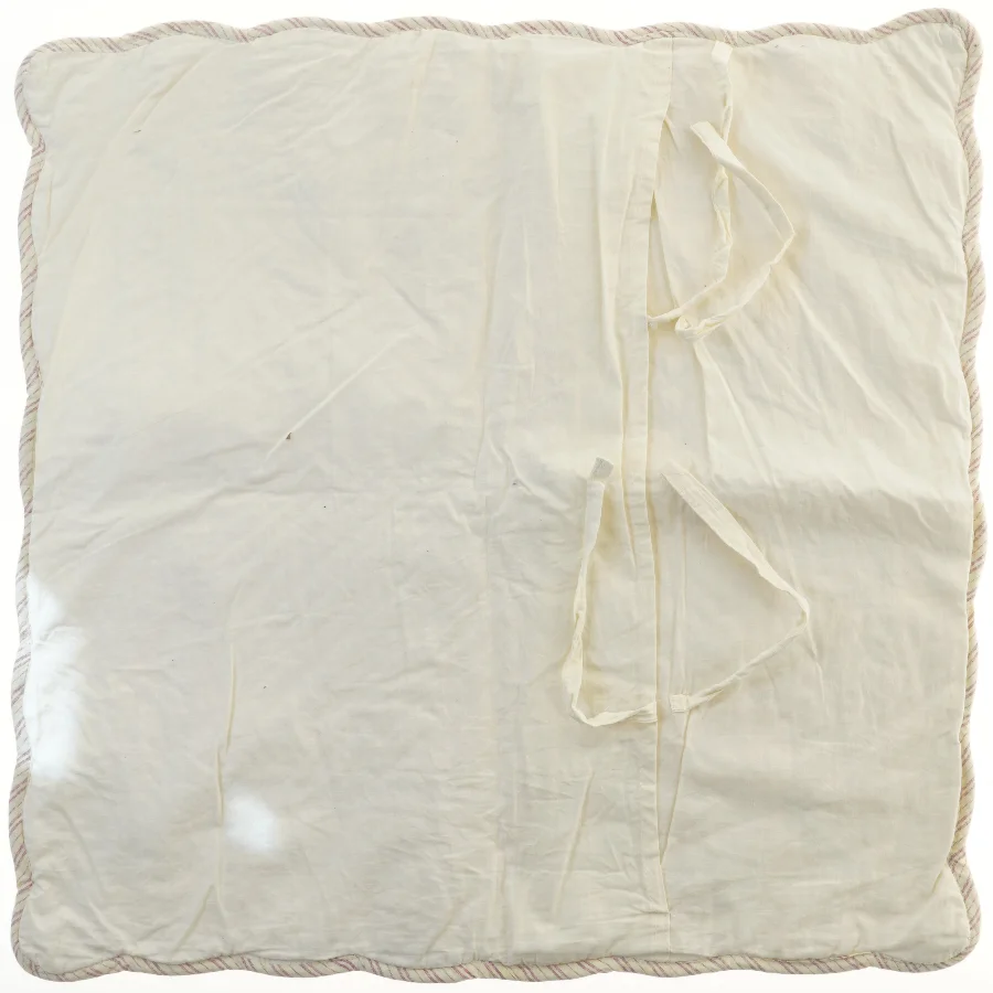 Dekorativ pudeovertræk (str. 66x66 cm)