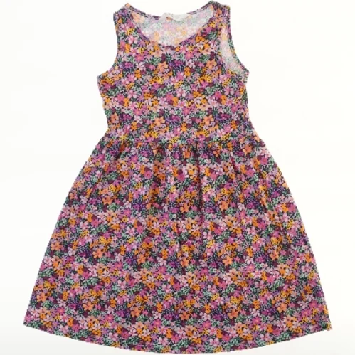 Blomsterkjole fra H&M (str. 134)