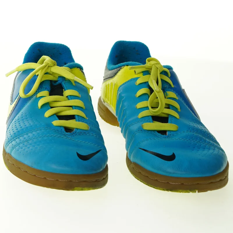 Sko fra Nike (str. 22 cm)