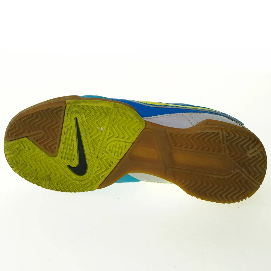 Sko fra Nike (str. 22 cm)