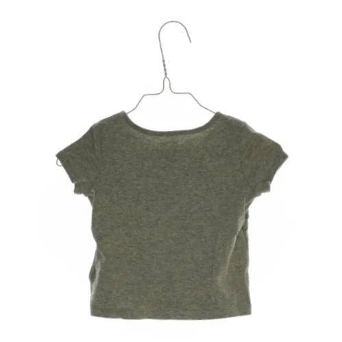 T shirt fra Baby Gap (Str 12-18 mdr)