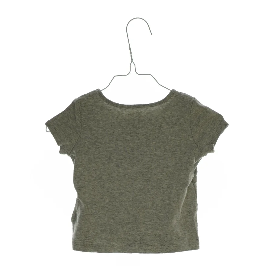 T shirt fra Baby Gap (Str 12-18 mdr)