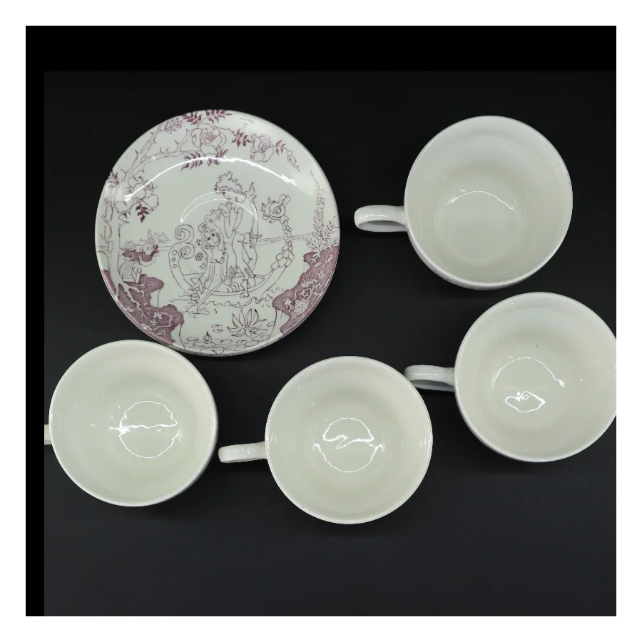 Retro porcelænskopper med underskåle fra Irma (str. Underkop 17,5 x 2 cm kop 15 x 11,5 x 7,5 cm)