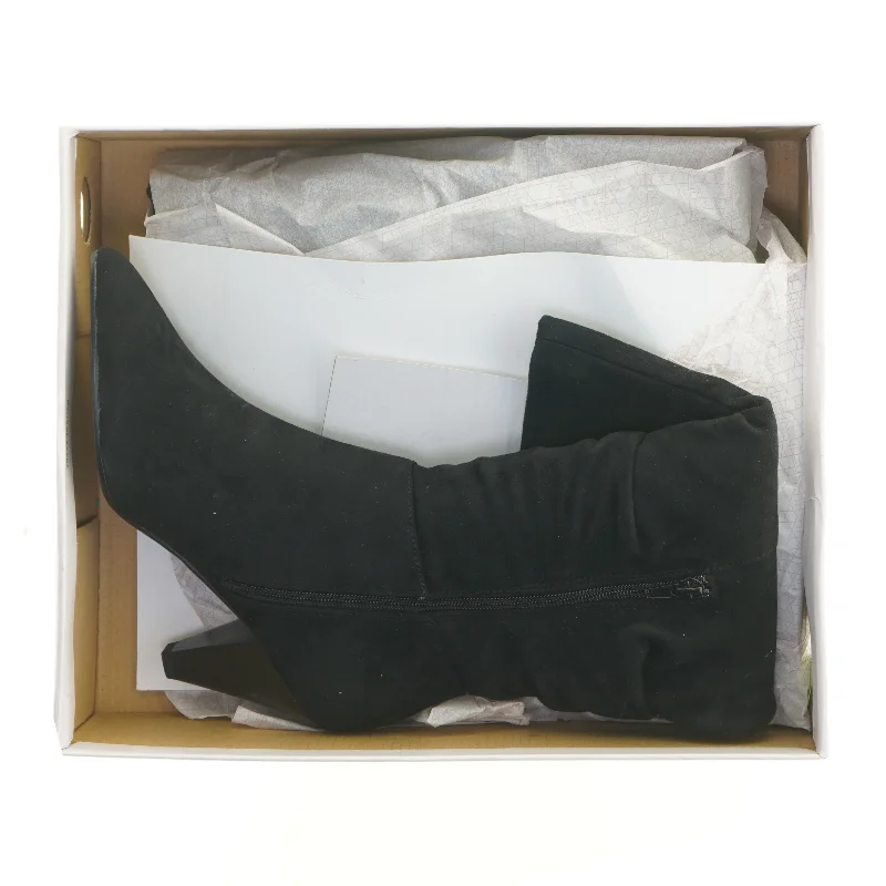 Sorte støvler med hæl (str. 39)