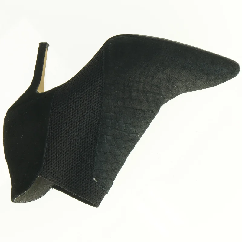 Sorte stilethæle fra Gardenia (str. 38)