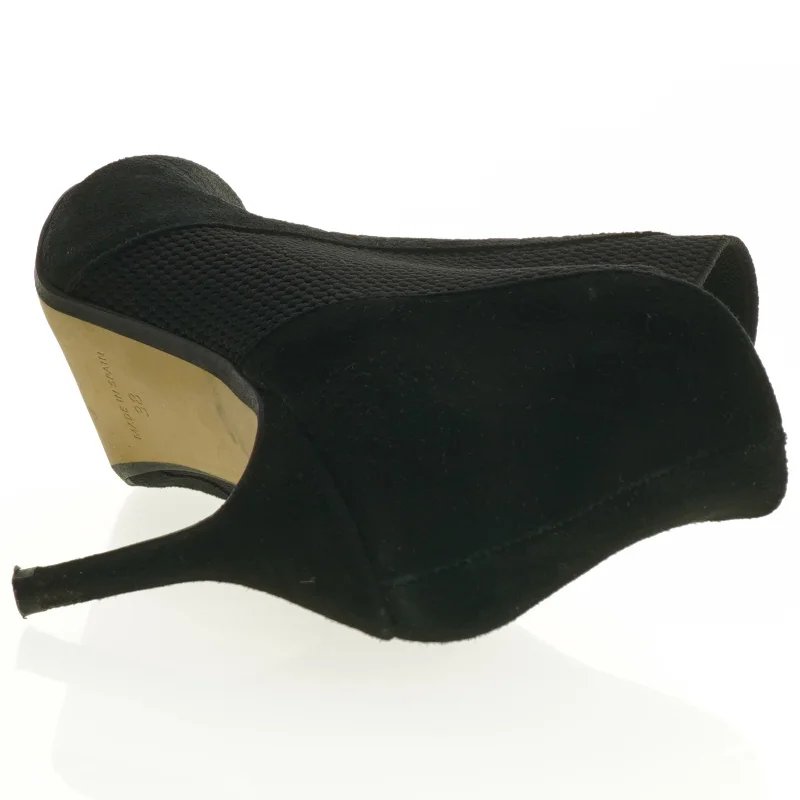 Sorte stilethæle fra Gardenia (str. 38)