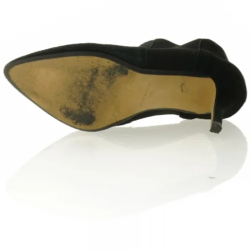 Sorte stilethæle fra Gardenia (str. 38)