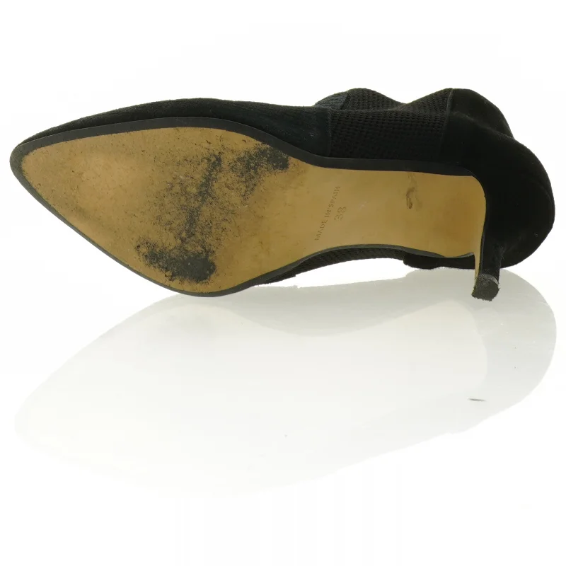 Sorte stilethæle fra Gardenia (str. 38)