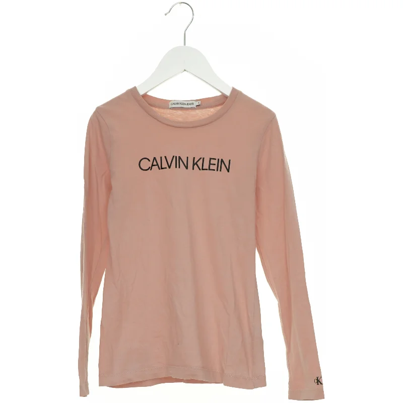 Bluse fra Calvin Klein (str. 140 cm)