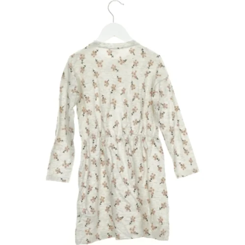 Kjole fra VRS (str. 116 cm)