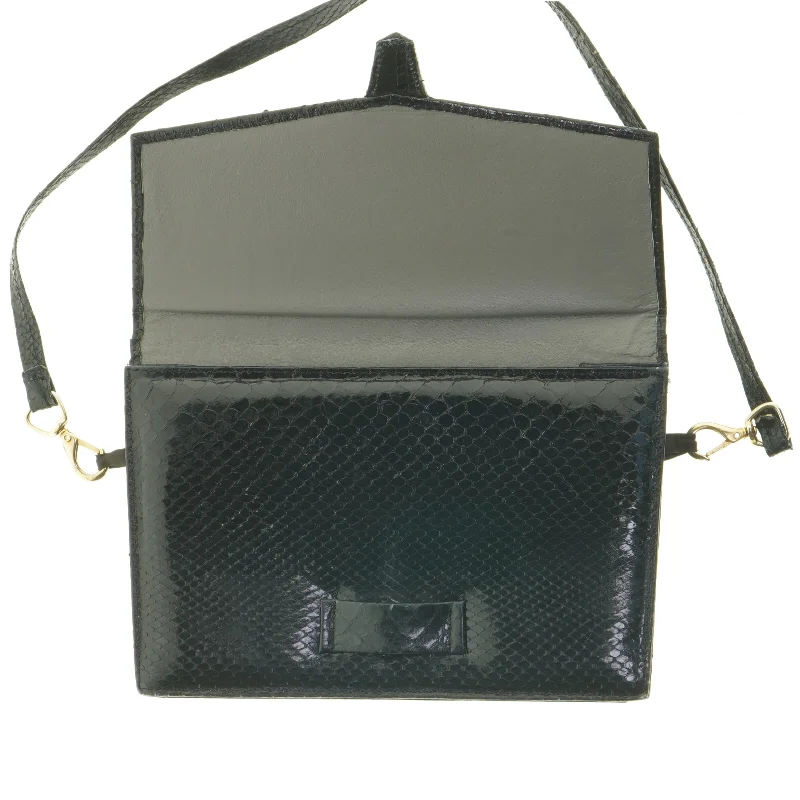 Sort slangeskindstaske/clutch (str. 25 x 16,5 cm)