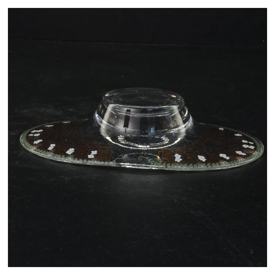 Glasfad med dekorative detaljer (str. 19 x 11,5 x 3,5 cm)