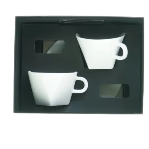 Nespresso kopper og tallerkner fra Nespresso (str. 23 x 17 cm)