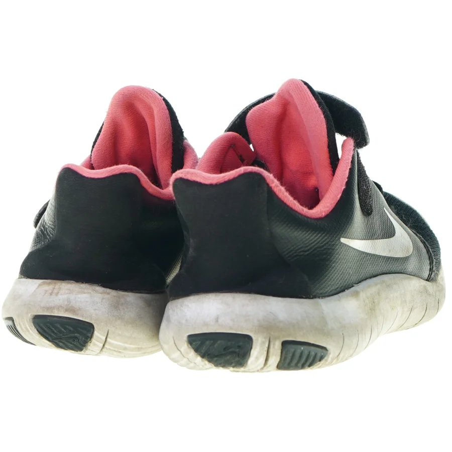 Sko fra Nike (str. 31)