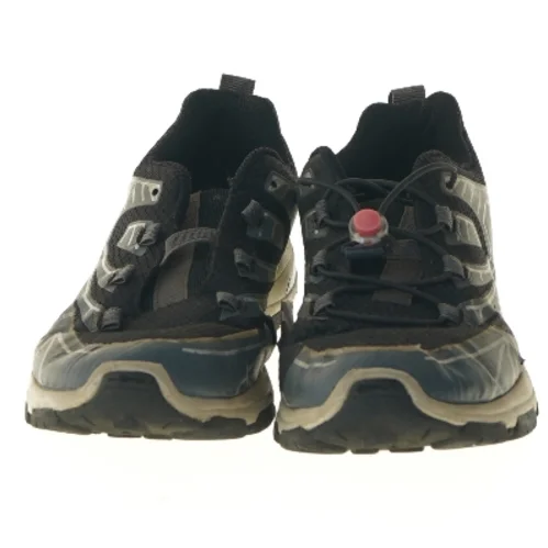 Vandafvisende løbesko fra Zara (str. 35 )