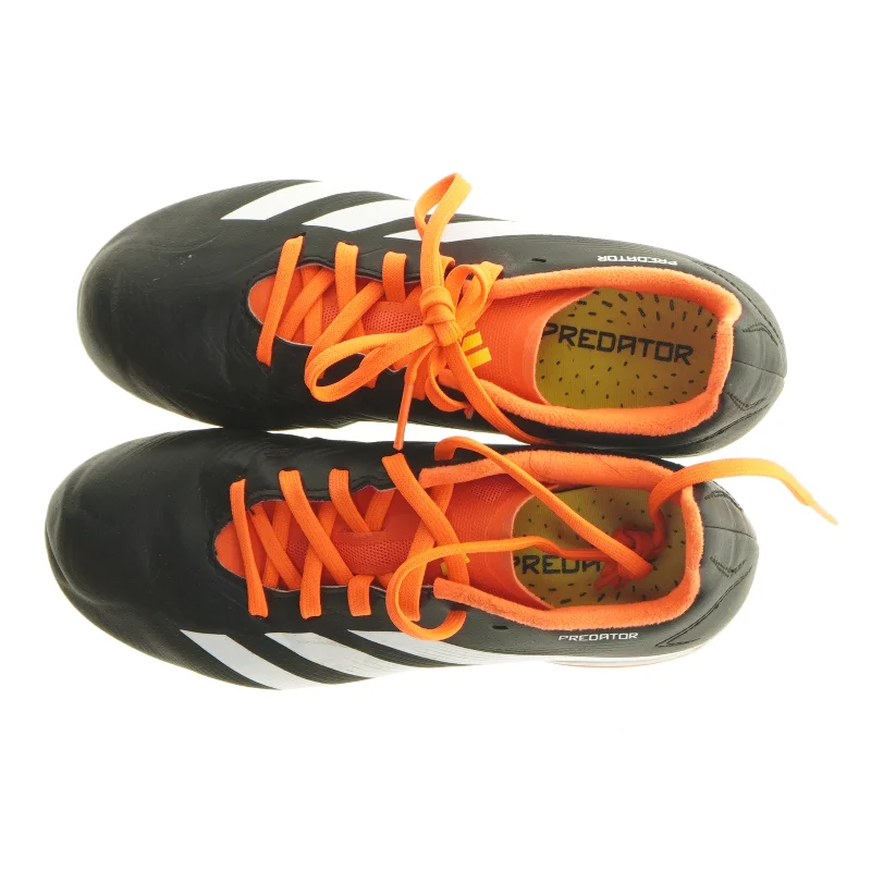 Fodboldstøvler fra Adidas (str. 35)