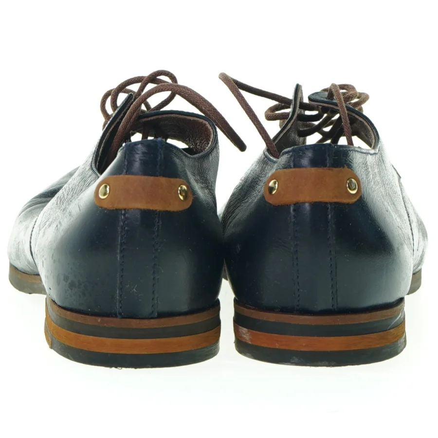 Sko fra B And Co (str. Sål 28 cm)