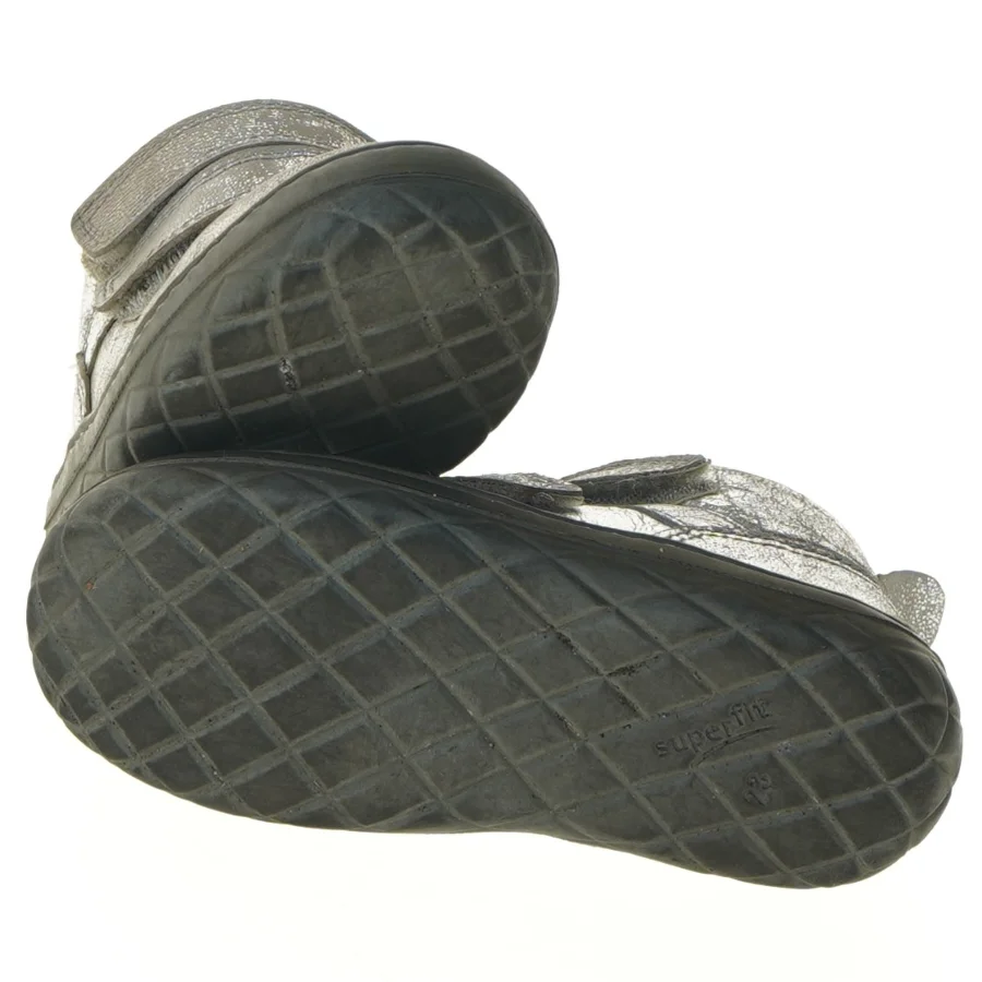 Sølvfarvede børnesko med velcro fra Superfit (str. 23 )