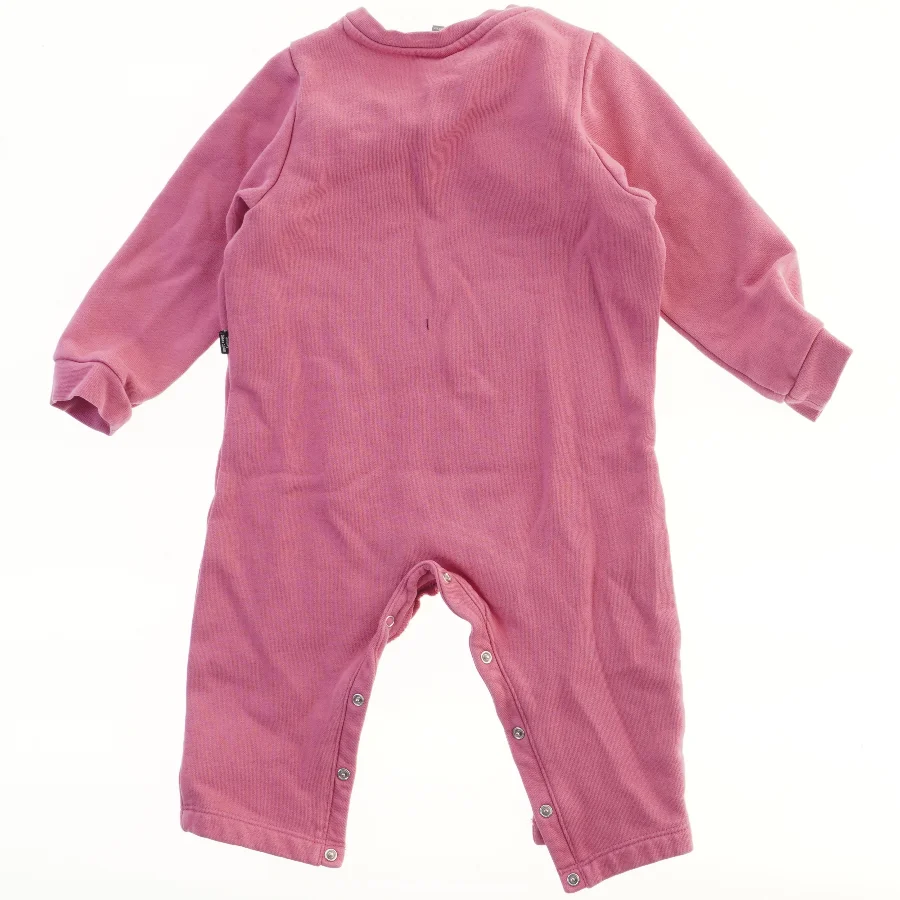 Lyserød heldragt med Puma-logo fra Puma (str. 80)