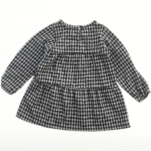 Ternet kjole med lange ærmer fra Lefties (str. 92)