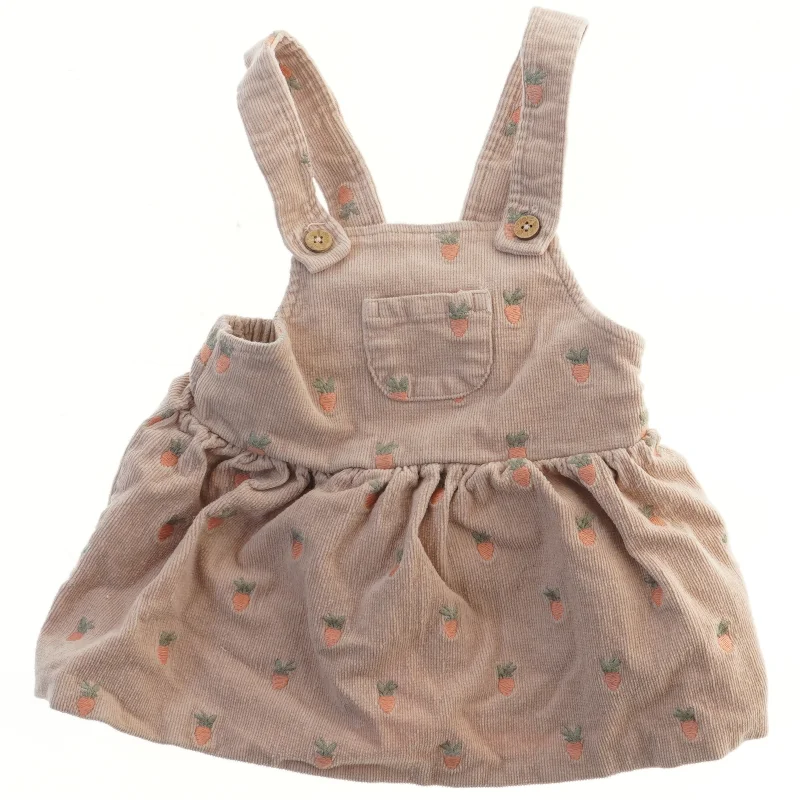 Børne nederdel med seler fra Lil atelier (str. 80)