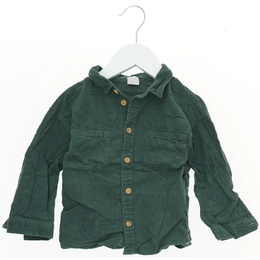 Fløjlsskjorte til børn fra H&M (str. 86)