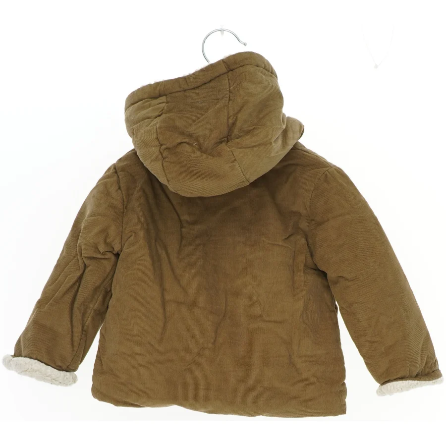 Jakke med hætte fra Next (str. 80)