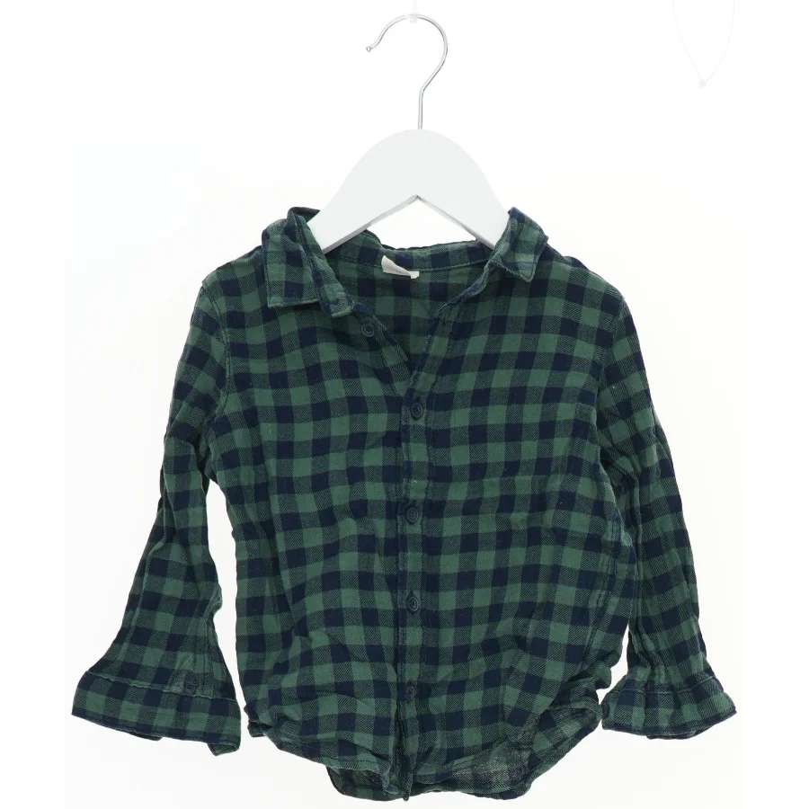 Grøn ternet skjorte til børn fra H&M (str. 86)