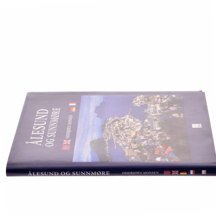 Ålesund og Sunnmøre af Oddbjørn Monsen (Bog)