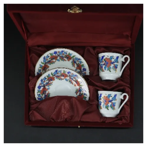 Porcelæns kaffekop sæt med tallerkener fra Kutahya (str. Ø 11,5& 5,5 cm)