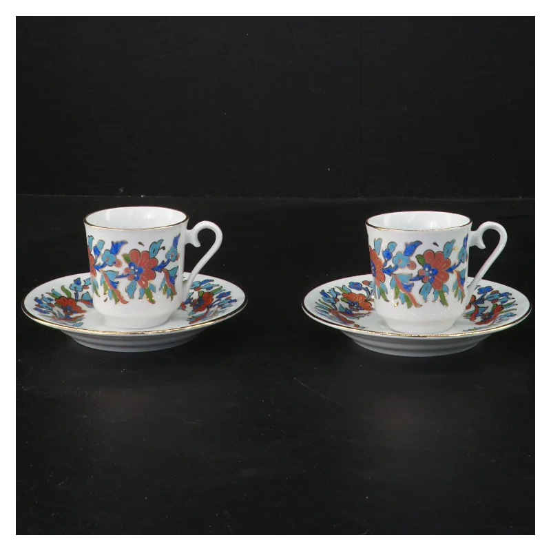 Porcelæns kaffekop sæt med tallerkener fra Kutahya (str. Ø 11,5& 5,5 cm)