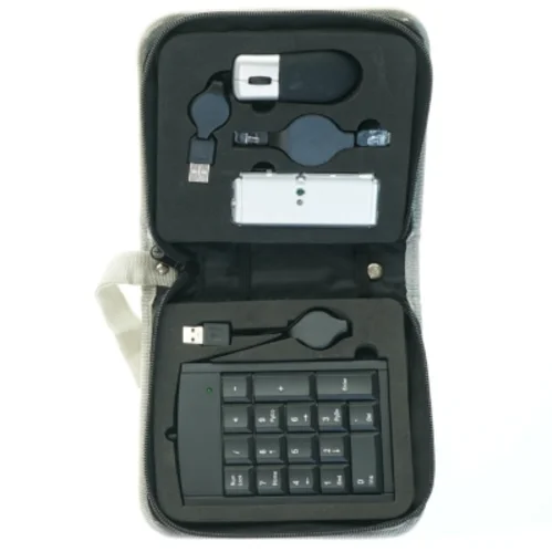 Rejse computer tilbehørssæt fra Fai (str. 18x15 cm)