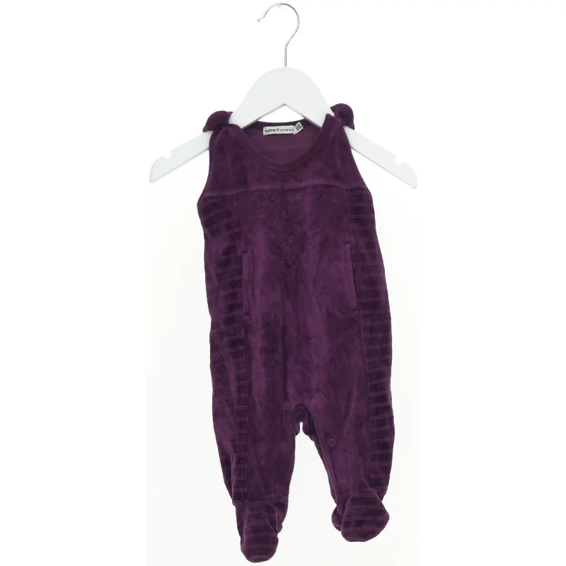 Buksedragt fra Name It (str. 56 cm)