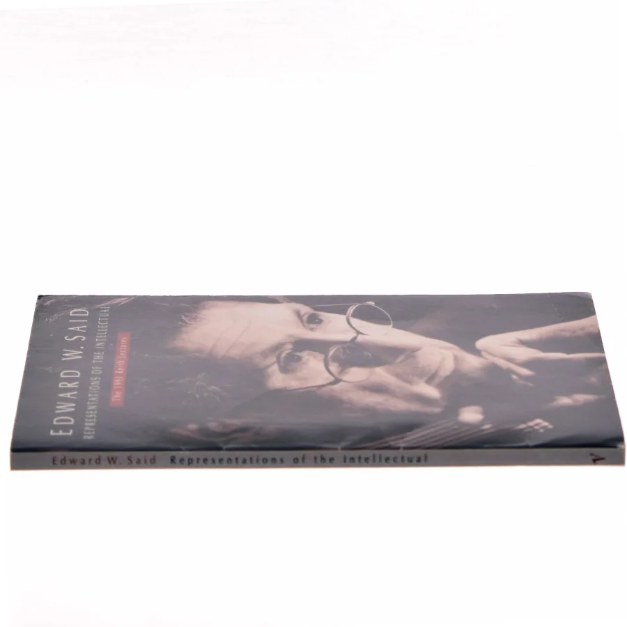 Representations of the intellectual : the 1993 Reith lectures af Edward W. Said (Bog)