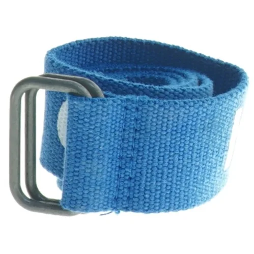 Blåt nylonbælte med metalspænde fra Tommy Hilfiger (str. 72 cm)
